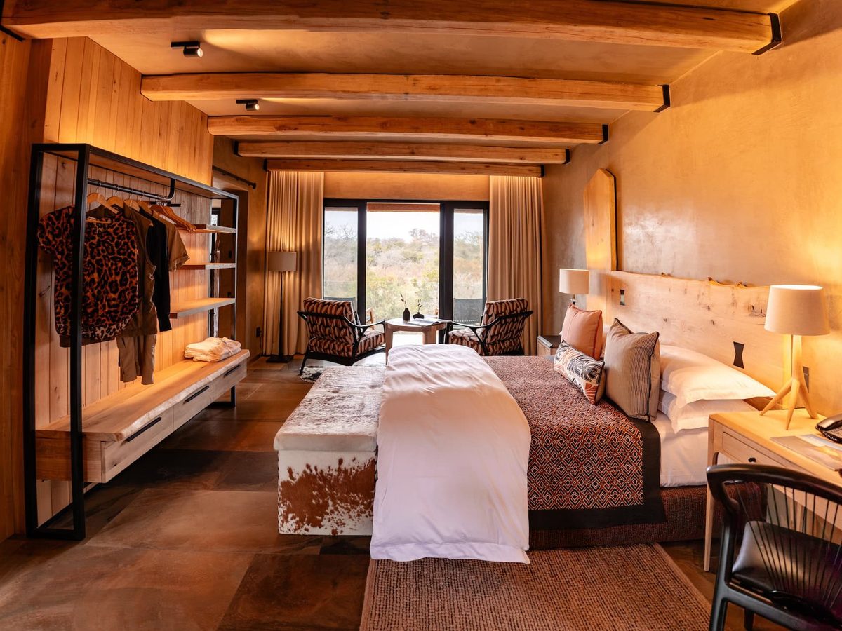 Leadwood suite bedroom at Kapama River Lodge
